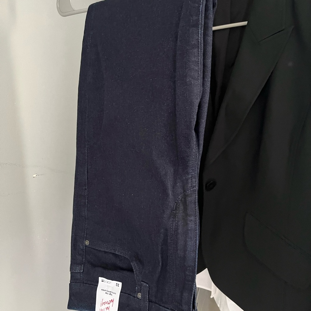 Joe's Straight Leg Jeans - Classic Dark Wash | Size 32 | NWT